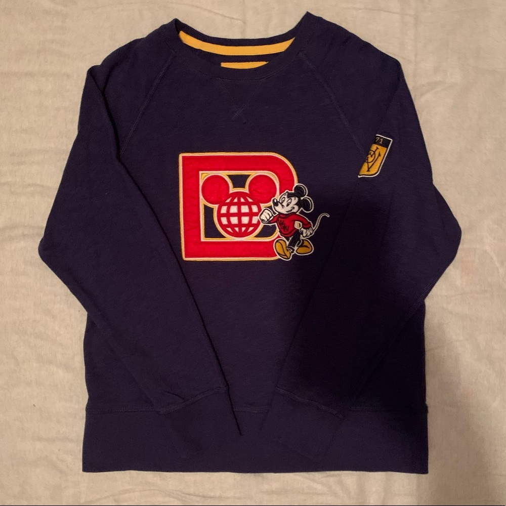 WDW “Vintage Look” Crewneck **NWOT**